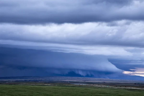 Sturmwolken saskatchewan — Stockfoto