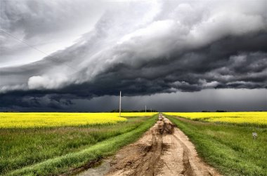 Fırtına bulutları Prairie