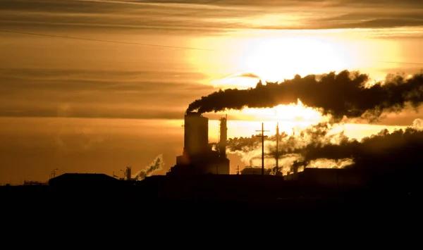 Промышленное загрязнение Канады — стоковое фото