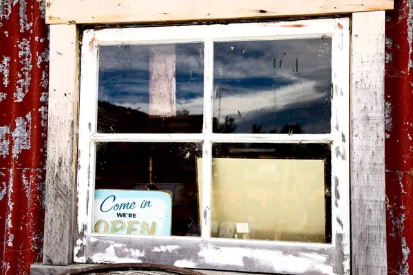 Vecchia finestra stagna — Foto Stock
