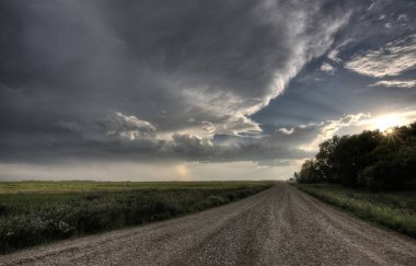 fırtına bulutları saskatchewan