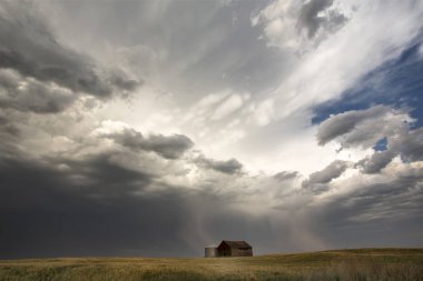 Fırtına bulutları Kanada