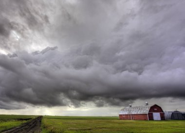 Fırtına bulutları Kanada