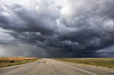 Fırtına bulutları Kanada