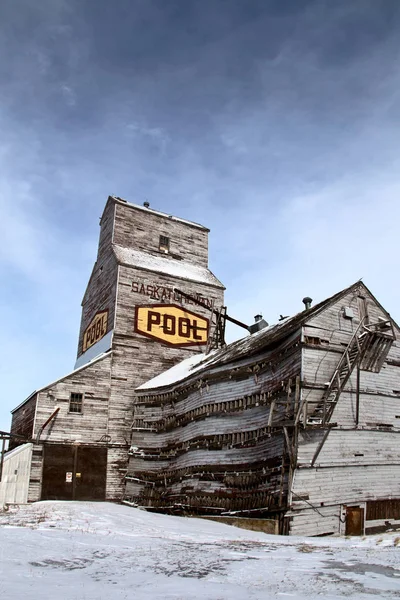 Delapitated tahıl Asansör — Stok fotoğraf