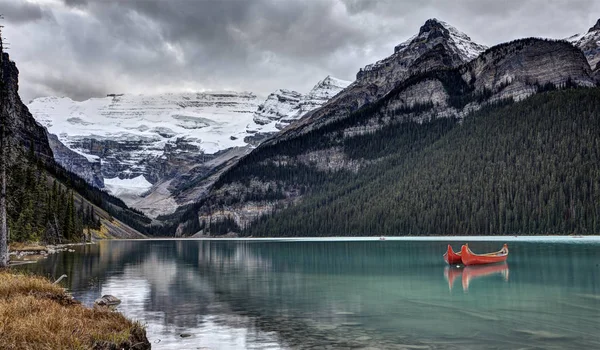 Lake Louise Alberta — Stockfoto