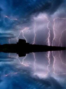 Bozkır Fırtınası Kanada 'yı Bulutlandırıyor