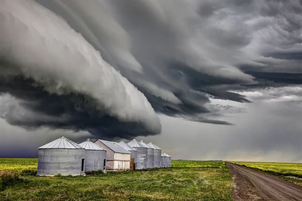 Prairie Storm Canada Summer Rural Major Structure Saskatchewan — Stock Photo, Image