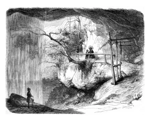 ギーススバッハ、滝のビュー ビンテージ彫刻. — ストック写真