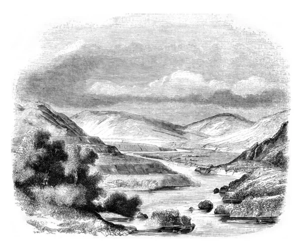 Vzniká soutokem údolí Glen Roy a Glen Turit, Skotsko, vint — Stock fotografie