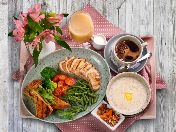 Healthy fitess breakfast — Stock Photo, Image