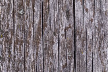 Eski ahşap. Sildi ahşap yüzey boyalı değil. Eski Yönetim Kurulu tarafından hava karardı,