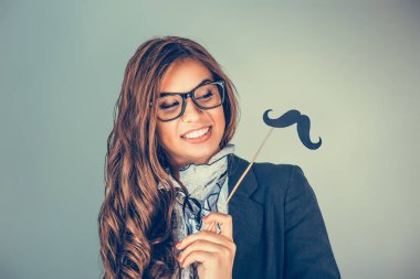 Bıyık arayan kadın portresi portre