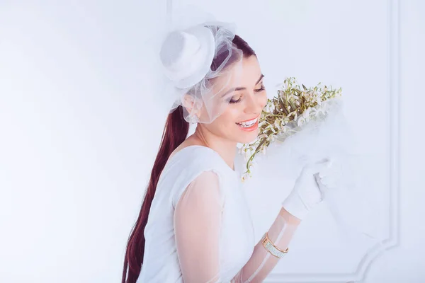Bruid. Closeup mooie gelukkig lachende vrouw vrouw — Stockfoto