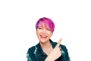 kadın işaret parmağı el tarafında olduğunu gösterir