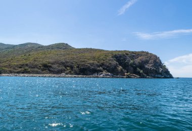 Vietnam manzara okyanus deniz ve rock adaların doğal görünümü