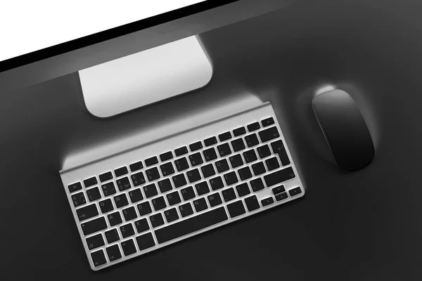 Local de trabalho com computador e teclado e mouse sem fio em fundo preto — Fotografia de Stock