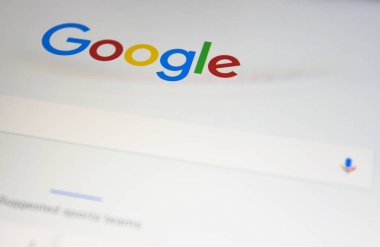 Google web sayfası ipad Pro ekranda başlar. Google bir Amerikalı olduğunu çok uluslu şirket Internet konusunda uzmanlaşmış ile ilgili hizmetleri ve ürünleri