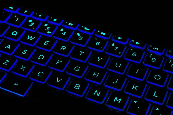 Modern Bir Dizüstü Bilgisayarın Klavye Tuşlarına Yakından Bak Yeşil Tonda — Stok fotoğraf