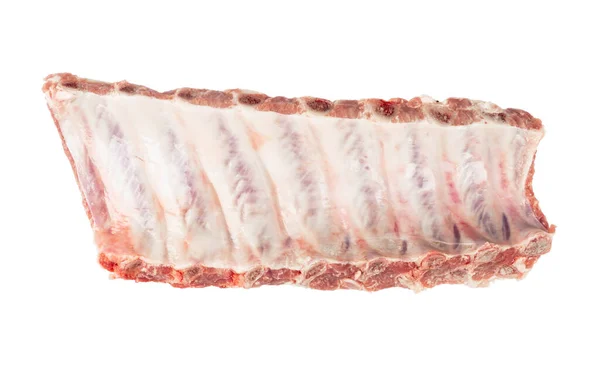 白い背景に隔離された生の豚肉の肉肋骨 バーベキュー用の新鮮な豚肉の肉リブ 肋骨に豚肉の肉のストリップ 白の上に隔離されたBbqポークリブ — ストック写真