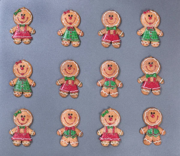 Gingerbread cookies on metal baking sheet — Stock Photo, Image