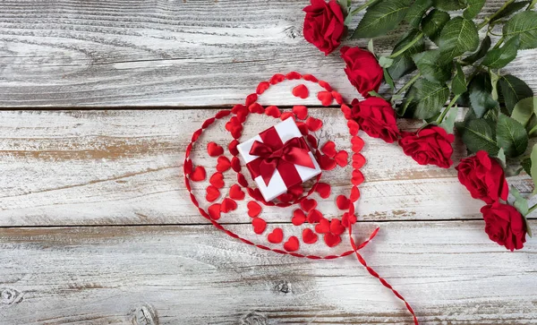 Modèle en forme de coeur pour la Saint-Valentin sur bois — Photo