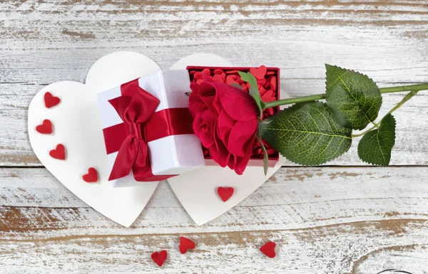 Románské dárky na Valentýna — Stock fotografie