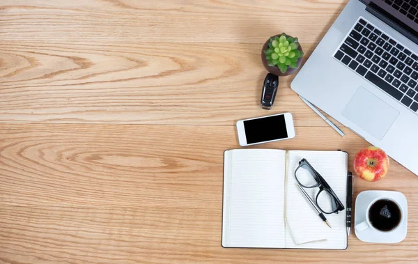 Top view of red oak desktop with copy space — Stock Photo, Image