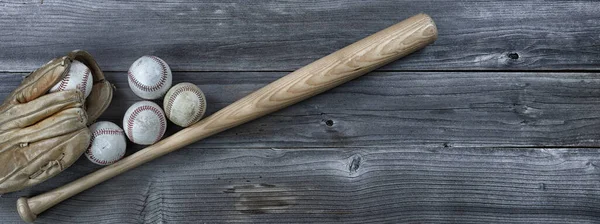 Old Used Baseballs Bat Weathered Glove Vintage Wooden Background Baseball — Stock Photo, Image