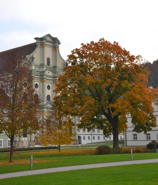 Igreja da Assunção de Santa Maria no Mosteiro de Furstenfeld, Furstenfeldbruck, Alemanha — Fotografia de Stock