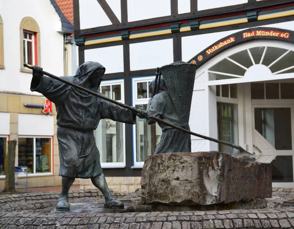 Bad Munder Almanya Rathaus Önünde Heykeller — Stok fotoğraf