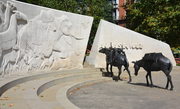 London Серпня 2019 Тварини Військовому Меморіалі Парк Лейн Лондон Меморіал — стокове фото