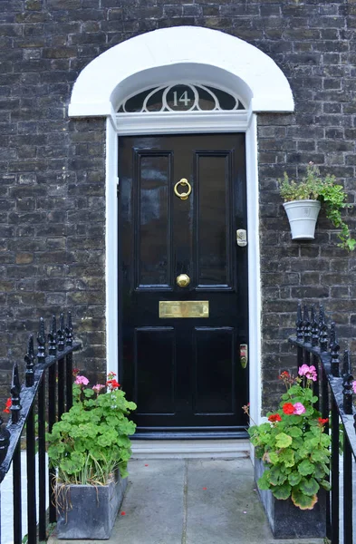 Entrance Old English House Great Britain — Stock Photo, Image