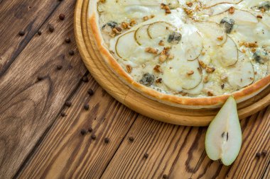 bir restoranda lezzetli Italia pizza