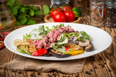 güzel ve lezzetli yemekler