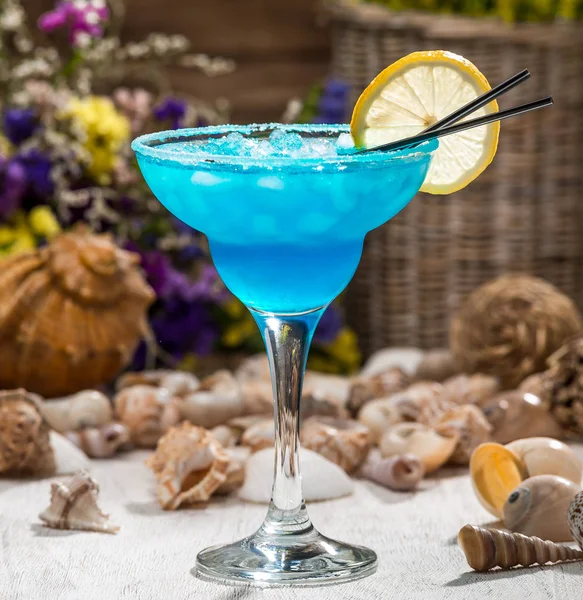 Beautiful alcoholic cocktail in a glass — Stock Photo, Image