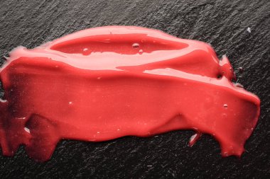 Dudak parlatıcısı, doku