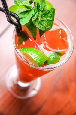 Kokteyl Çubuğu'nda sayaç