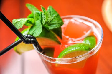 Kokteyl Çubuğu'nda sayaç