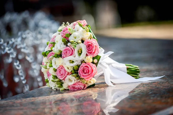 Wedding bouquet of different flowers — Stock Photo, Image