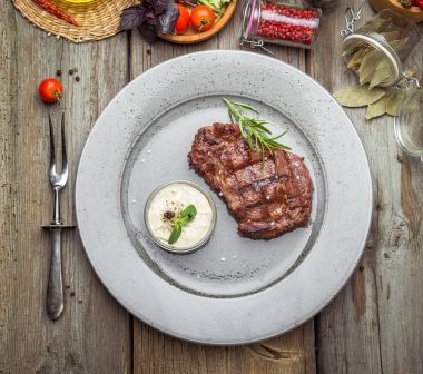 Plaka soslu bonfile biftek