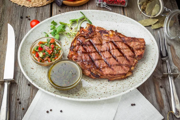 Plaka soslu bonfile biftek