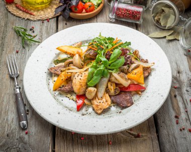 kavrulmuş sebze, Bahar, yaz piknik, lezzetli yemekler ile ızgara et