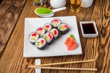 Taze deniz ürünleri ile Japon mutfağı