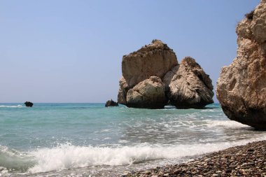 Petra tou Romiou. Afrodit'ın doğum yeri, ayrıca Aphridite'nın kaya gibi biliyorum. Kıbrıs