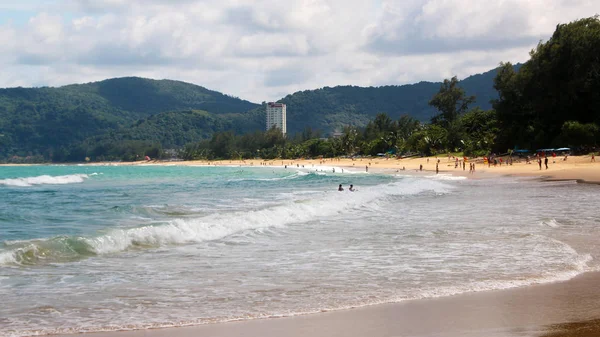 Pantai Karon Pada Hari Yang Cerah Phuket Thailand — Stok Foto