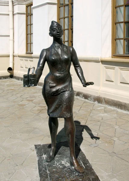 Yekaterinburg Rusia Septiembre 2019 Escultura Una Mujer Conductora Tren Museo — Foto de Stock