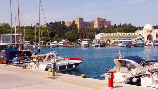 Mandraki Harbour Rodi Grecia Marzo 2020 Porto Porto Mandraki Rodi — Foto Stock