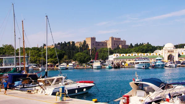 Mandraki Harbour Rhodes Greece March 2020 Mandraki Harbour Port Rhodes — Stock Photo, Image