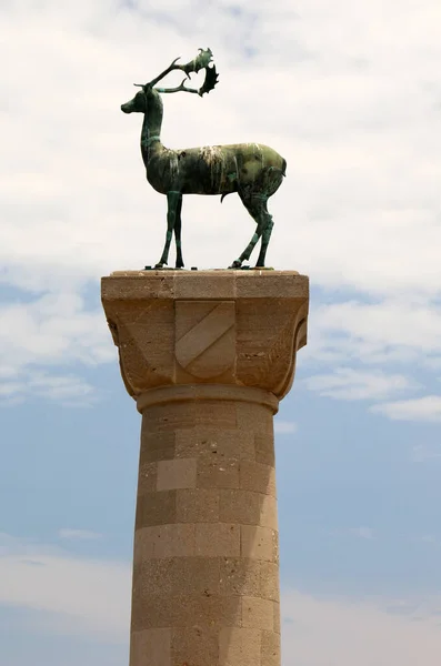 Estatua Ciervo Estatua Ciervo Puerto Mandraki Rodas Grecia — Foto de Stock